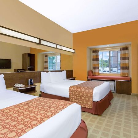 Microtel Inn & Suites By Wyndham University Medical Park Гринвилл Экстерьер фото